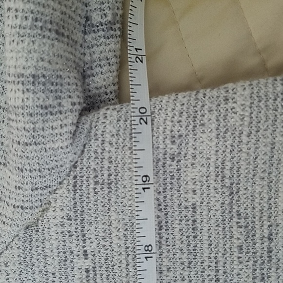 Top - Picture 4 of 6